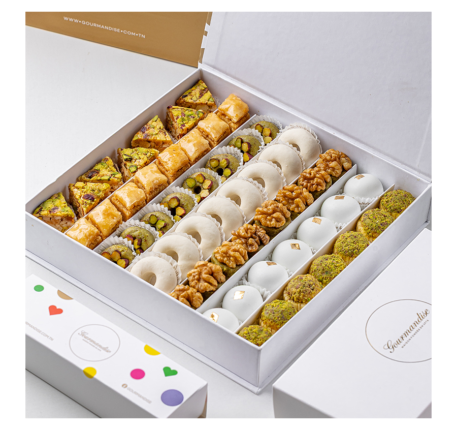 Coffret céramique gâteaux tunisiens 53 pièces
