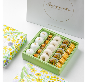 Coffret floral gâteaux tunisiens 24 pièces